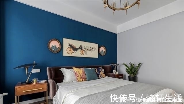 简约|她家150㎡轻奢风，玄关就露着不俗的品味，客厅是她最钟爱的地方