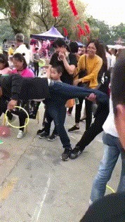 |搞笑GIF: 看完整个人都不好了 万万没想到这样的结局