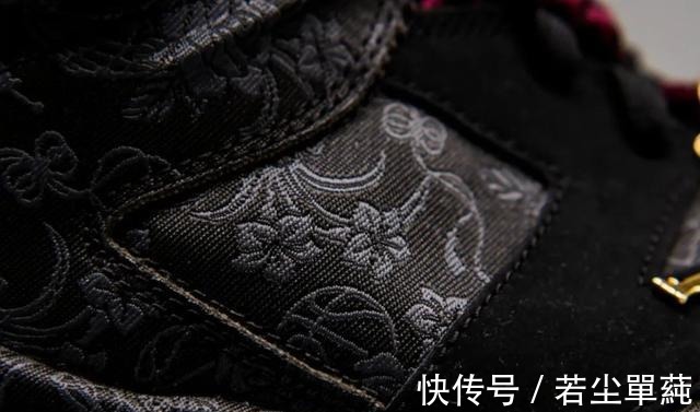 aj 一款有男码的女款AJ!让男生穿上一双“小黑裙”会是怎样的画风!