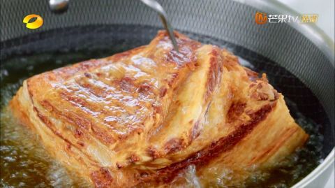 这道菜|《中餐厅》抵达桂林站！檀健次花式安利酸笋，赵丽颖张碧晨惊喜亮相