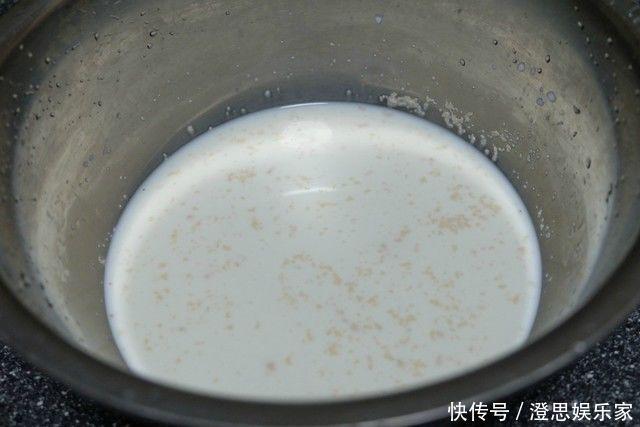 微甜|玉米面不蒸不煮,和面时加牛奶,制成棒馍微甜清香特好吃