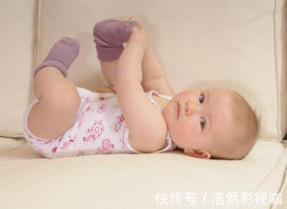 袜子|为什么孩子总爱“脱袜子”这几个原因看完泪目,很少有爸妈知道