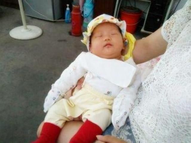 视神经|宝宝什么时候能出门?和出生时间长短关系不大,满足这个条件就行