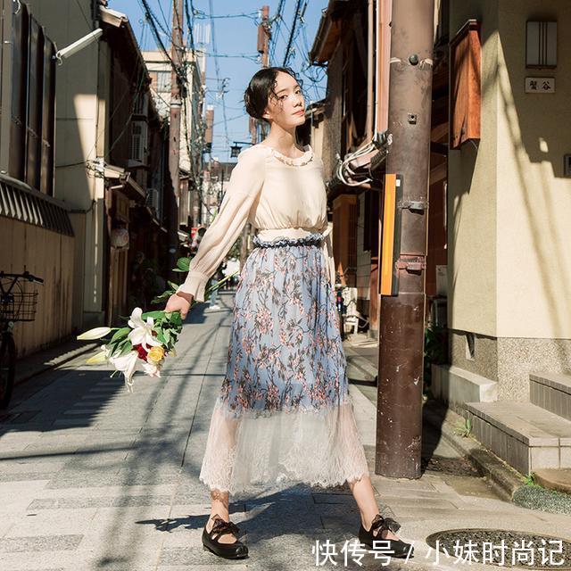 气质 森女系列女百搭裙装,气质清新脱俗,绝对不会跟别人撞衫