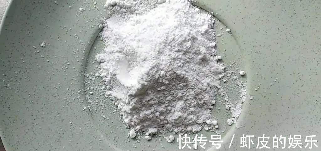 玉米面窝头的做法，粗粮细作的经典代表，口感暄软香甜适口性极佳