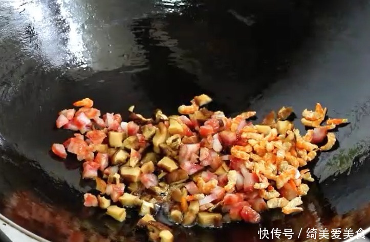  吃法|豆腐又出新吃法，做法简单，鲜香适口，一口一块，真过瘾