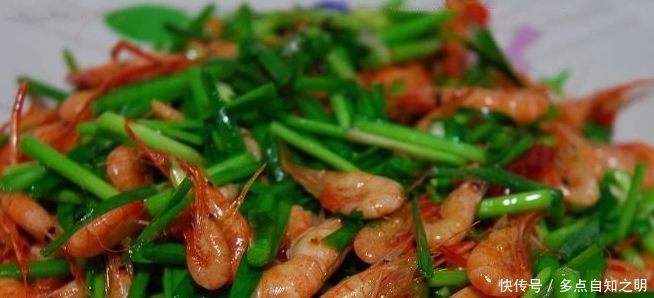 洗净切段|20分钟,不到20块钱,两荤一素,营养美味,天冷晚餐不“将就”!