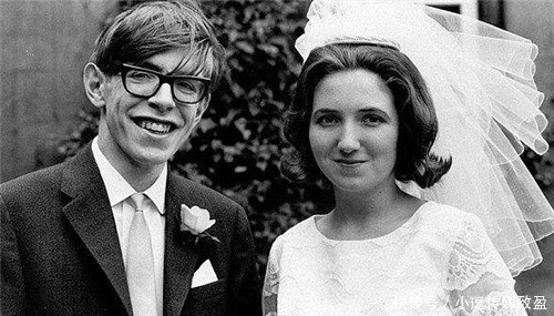 爱因斯坦和霍金在同一天出生和逝世,神学家提出猜测,这并非巧合