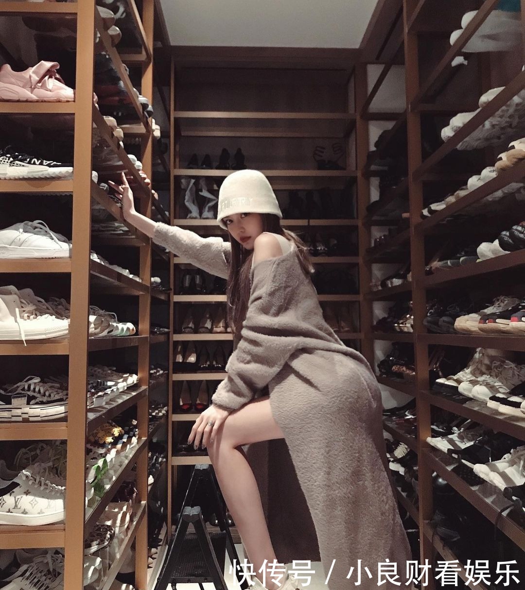 博物馆|倒钩竟是最便宜的一双!周扬青的“球鞋博物馆”