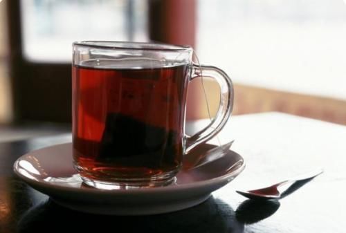 肠胃疾病|晚上吃苹果会伤胃吗?医生:晚上尽量别吃这4种食物