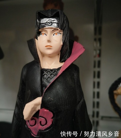 山寨|學校超市出現山寨手辦，造型驚悚40一個，網友吐槽日元都嫌貴