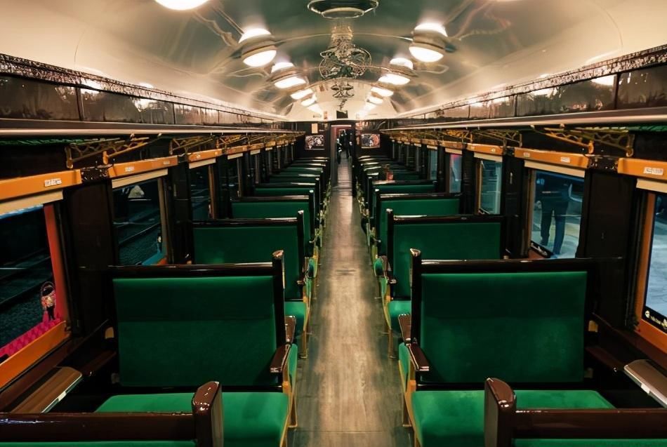 没想到|突破次元壁，无限列车在日本通车了？没想到的是机长就是炭治郎