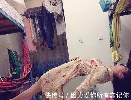 |搞笑gif段子:姑娘这是快要炼成神功了吗