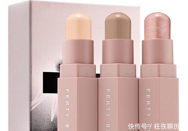 彩妆平淡无奇?这几款神仙高光,美到你想哭