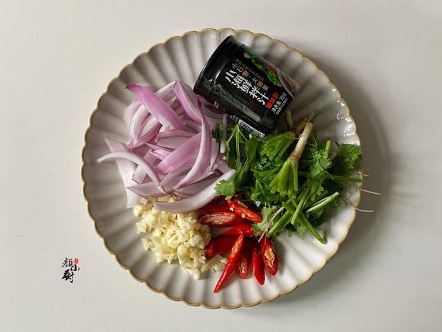 小米辣|立秋后这海鲜最便宜，10块钱一斤，用来拌一拌是一绝，遇见别错过