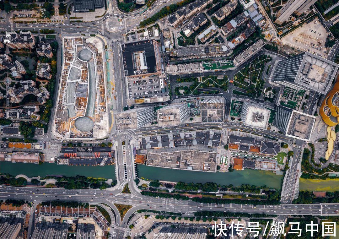 商业|商业地产轻资产和重资产的赛道，你更看好谁？