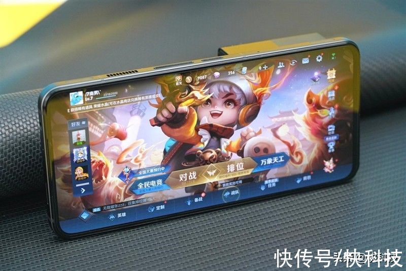 gen|首破120万分！红魔 7 Pro首发评测：玩原神1小时仅41℃
