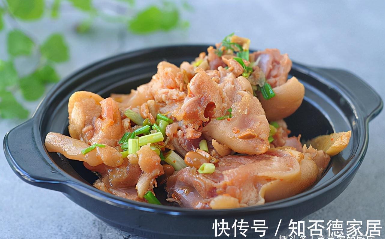 烧排骨|男人们最爱的一道菜，加水一焖就好，香软细嫩，天气越冷越馋它！