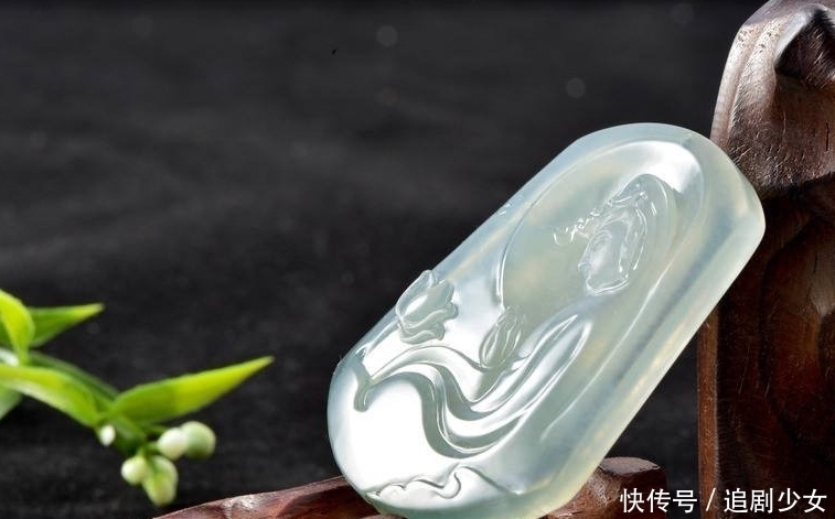 反光线|挑选翡翠一定要找对方法,记住下面的这些,轻轻松松买到好翡翠