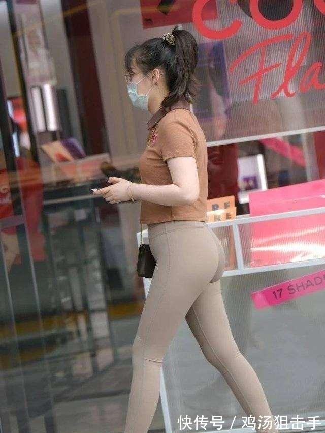 瑜伽裤 气质出众的瑜伽裤搭配,日常着装的风格显得个性又有型,气质凸显!