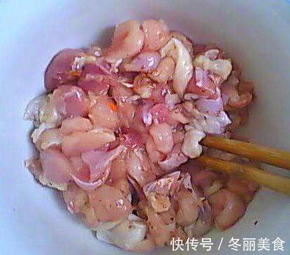 炒鸡肉时,万万不要直接下锅,少了这一步,难怪不好吃