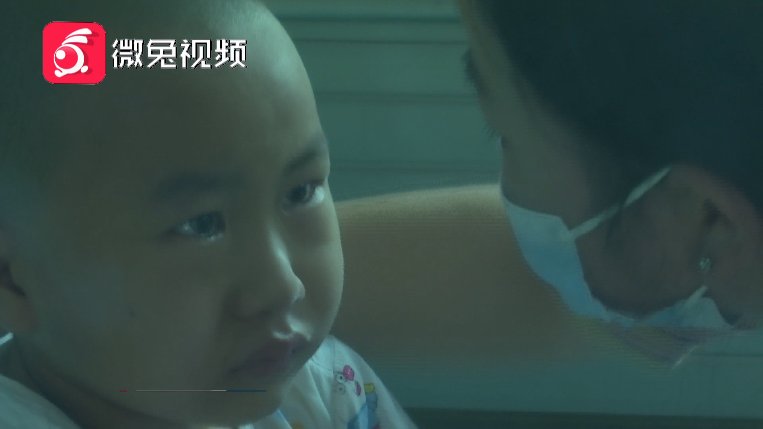 重症监护室|“爸爸，你们再生一个小孩吧”5岁男童白血病复发了