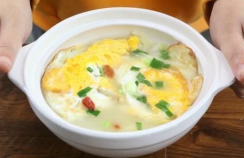 白萝卜和它是绝配,简单煮一煮,驱寒排毒,营养极高,冬天不生病