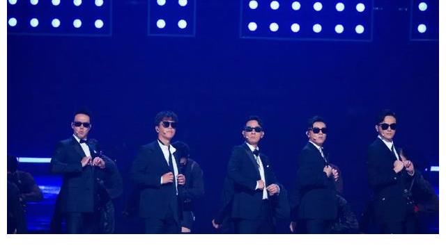 风火海|陈小春躺平?往前倒追20年,山鸡哥教你做人