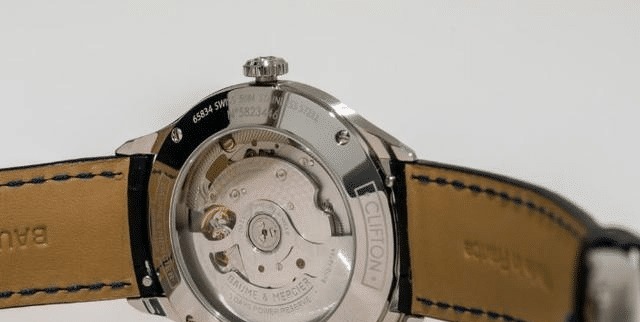 腕表 同为万元预算的小众腕表,名士给了浪琴多大压力!