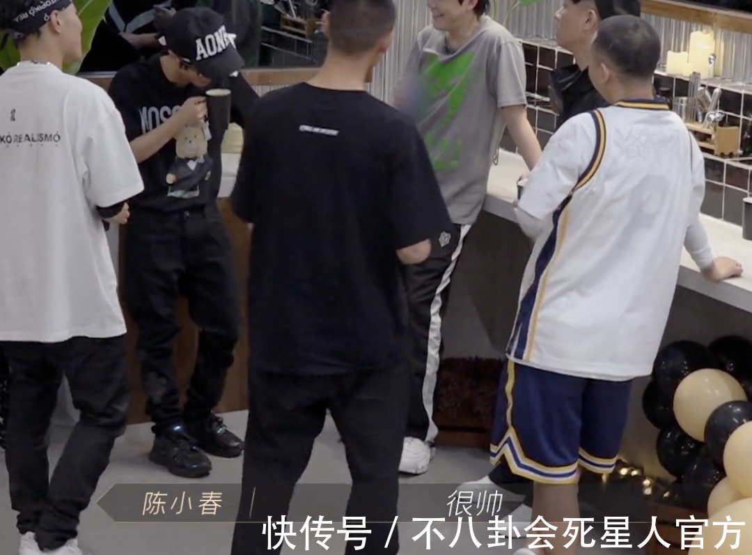 披荊斬棘|《披荊斬棘》人緣最好的是嘻哈組！ 送禮物環(huán)節(jié)說(shuō)明問(wèn)題