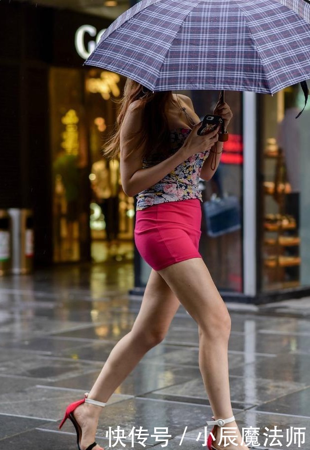 臀裙|包臀裙的时尚感是靠身材提升的,拥有完美体型可以驾驭各种服饰