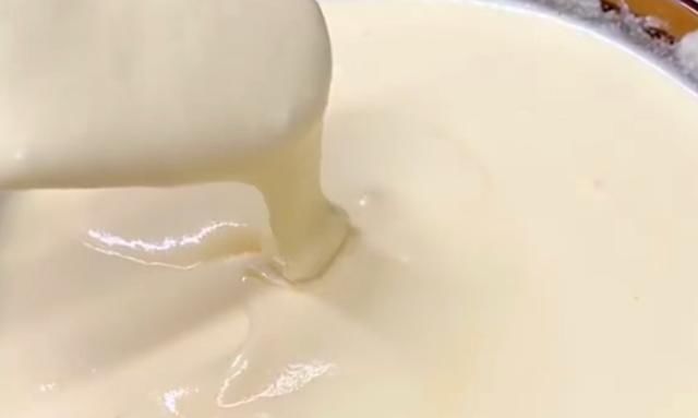 蛋糕|教你制作完美的戚风蛋糕,只要掌握这六点,烤好蓬松暄软又细腻