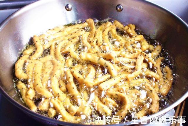 面粉|一碗面粉,三个鸡蛋,教您在家做沙琪玛,零添加还好吃,不用买了