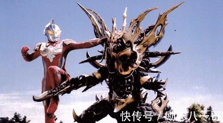 两头|奥特曼 诺亚惹不起三个人，其中两头是怪兽！