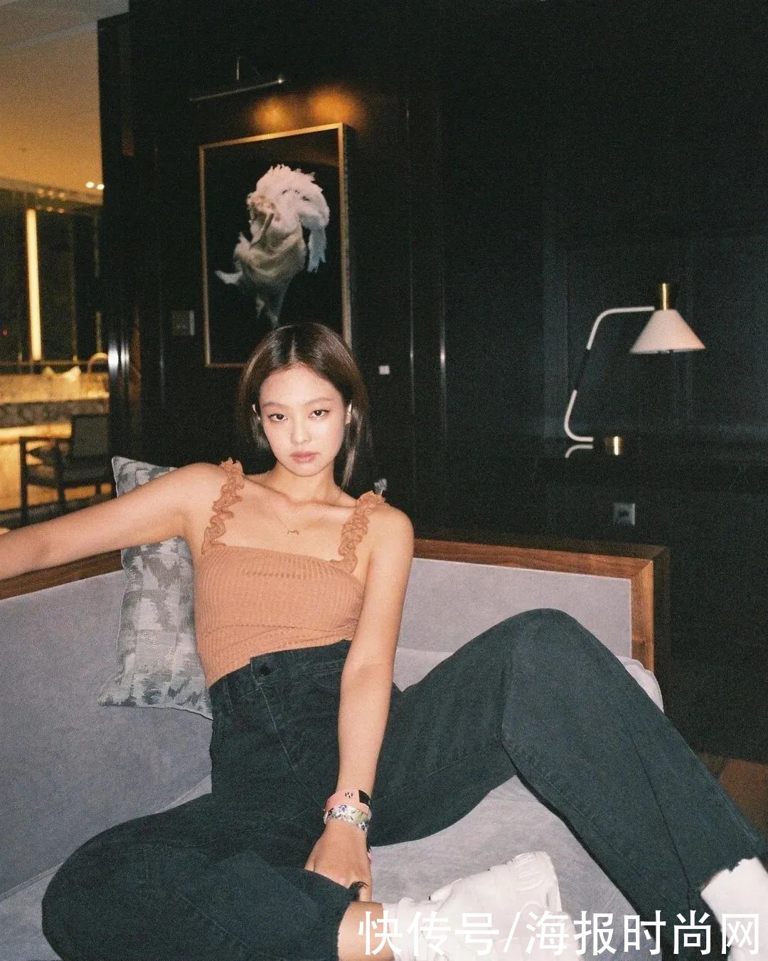 脸型|这些爆火的“美妆趋势”，你是真的觉得好看？还是被成功洗脑了？