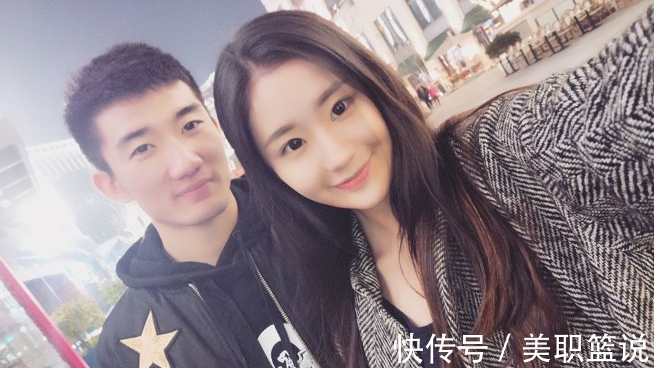 广东男篮|好事连连!中国男篮国手接连公布恋情,女友身份却遭吐槽,很无奈