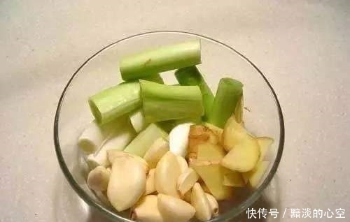 唐僧|《西游记》中唐僧喝的那个“素酒”到底是什么东西说出来你都不信