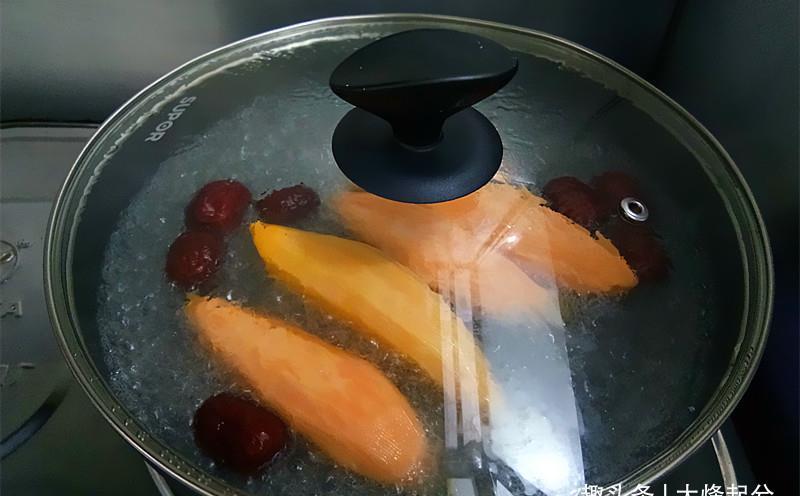 红薯新吃法,不烤不炸不蒸,又软又糯,每一口都甜蜜到心底