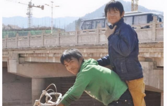 当初参加《变形记》的吴宗宏,节目后还和富爸爸要钱,结果如何?