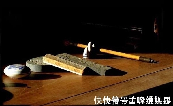 宋湘&9岁村童科举考试迟到,考官刁难出一上联,他机智反驳,出一下联