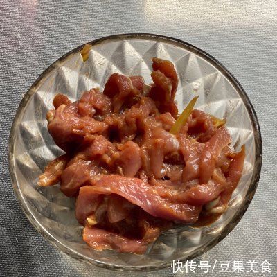 这道京酱肉丝，一周吃六次都嫌少