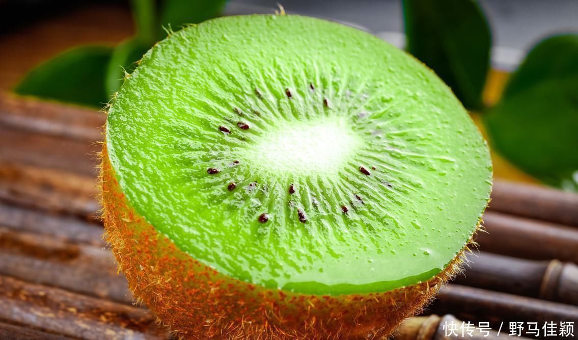 减肥|最适合减肥吃的4种水果,热量低还能“刮油”,减肥一定要知道