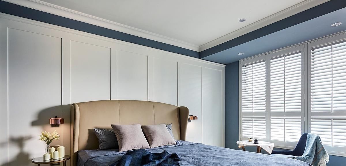 卧室床|她家122㎡的房子一入户就把人迷住,全屋堪比电影中的场景,太美了