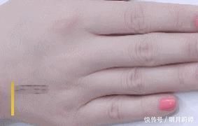 日本变态手霜，效果堪比“换皮”轻轻一抹，双手一夜重回婴儿肌
