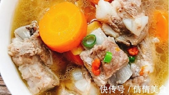 几道闪闪发光的菜肴，好吃下饭没得说，让家人的食欲大增