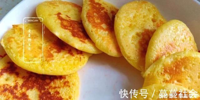 我家小宝每天吵着吃这个蛋糕，比蛋糕简单，比面包软，特别香