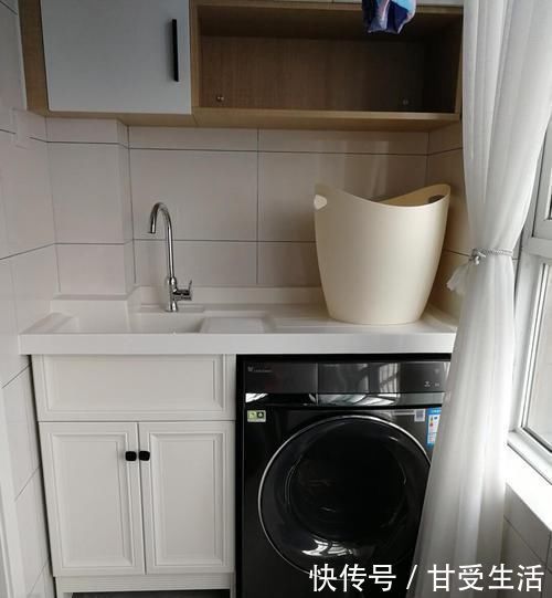 背景墙|客厅电视柜这样设计，美到背景墙都不用装了，还实用