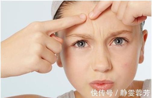 精神疾病|经常便秘,容易积毒!医生:敲打1个位置,调理脾胃,排便很轻松