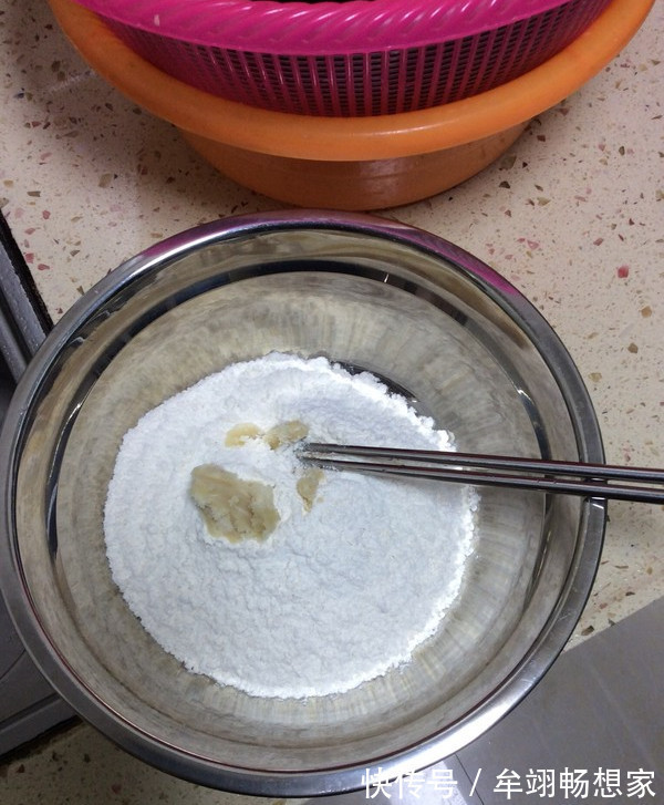 蒸馒头别只加酵母，多加这两味料，30分钟发满盆，暄软有嚼劲