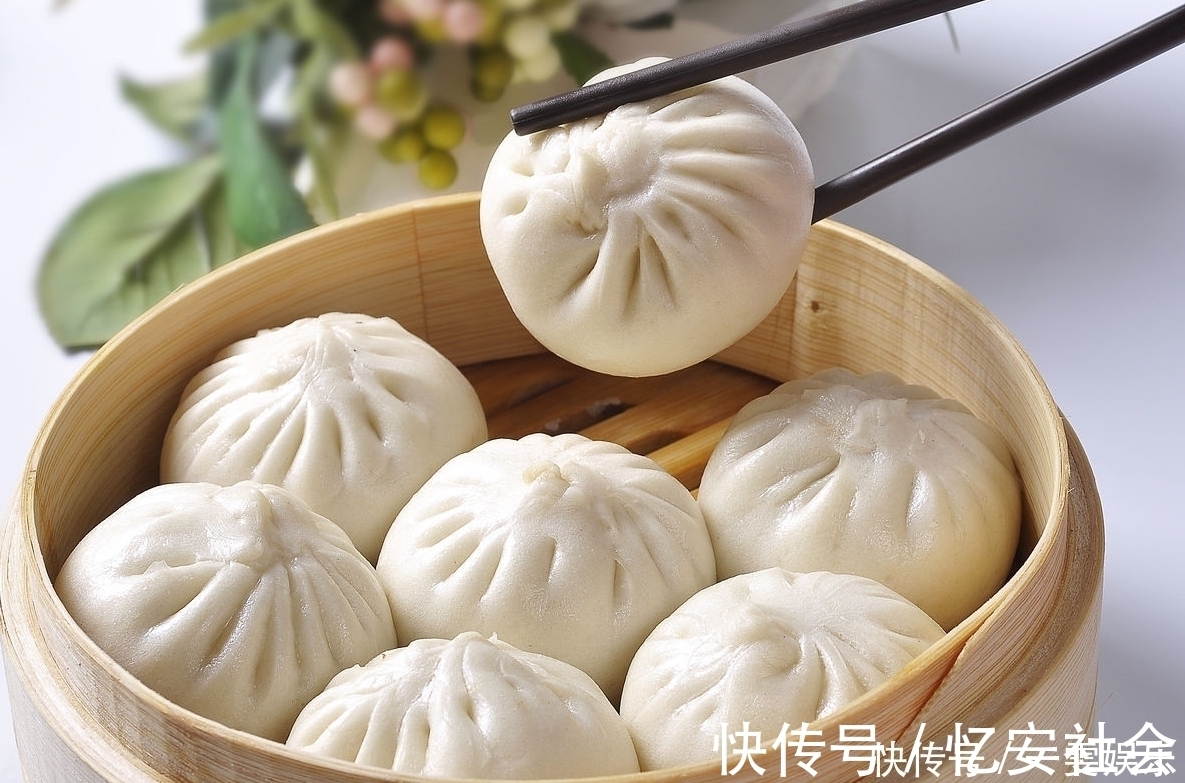 包子的这种做法火了，简单3步，自己在家就能包出美味可口的包子